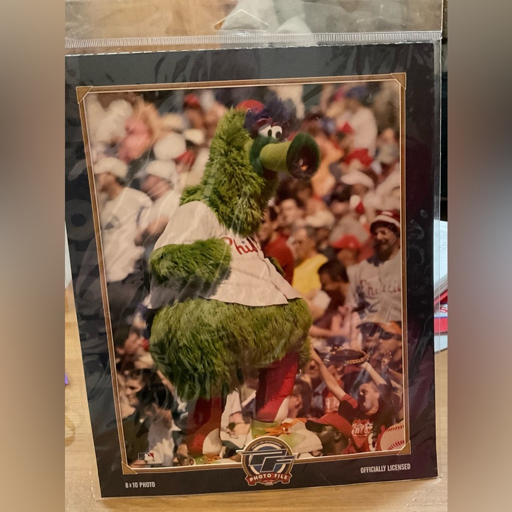 Photo file: Philadelphia Phillies phantic mascot photo never been opened. New.